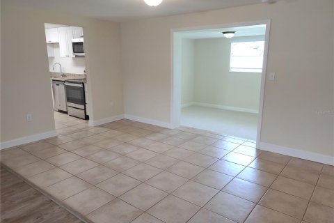 Villa ou maison à louer à Venice, Floride: 4 chambres, 138.52 m2 № 2380596 - photo 7