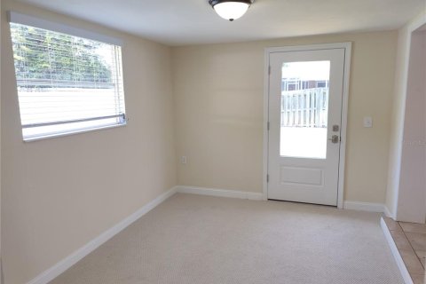 Villa ou maison à louer à Venice, Floride: 4 chambres, 138.52 m2 № 2380596 - photo 15