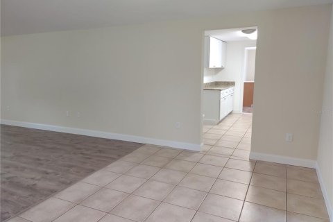 Villa ou maison à louer à Venice, Floride: 4 chambres, 138.52 m2 № 2380596 - photo 5