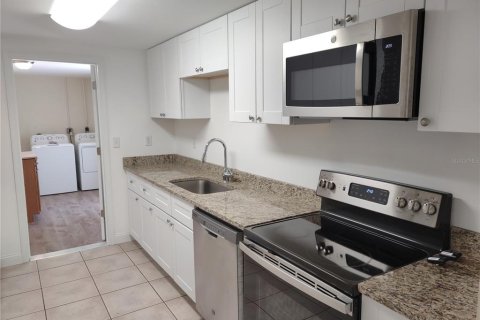 Villa ou maison à louer à Venice, Floride: 4 chambres, 138.52 m2 № 2380596 - photo 8