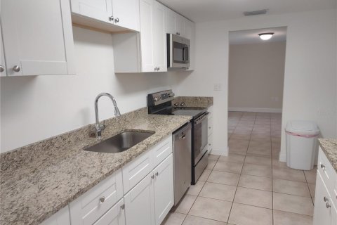 Villa ou maison à louer à Venice, Floride: 4 chambres, 138.52 m2 № 2380596 - photo 11