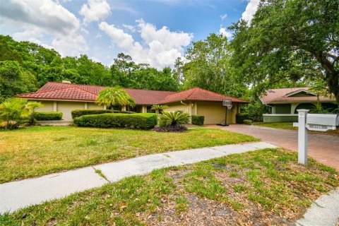 Casa en venta en Tampa, Florida, 5 dormitorios, 311.59 m2 № 1690097 - foto 3