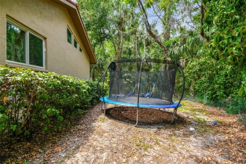 Casa en venta en Tampa, Florida, 5 dormitorios, 311.59 m2 № 1690097 - foto 12