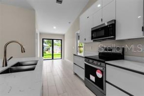 Villa ou maison à vendre à Punta Gorda, Floride: 4 chambres, 142.33 m2 № 2429426 - photo 14