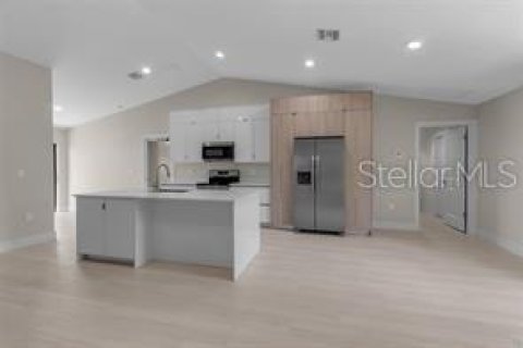 Villa ou maison à vendre à Punta Gorda, Floride: 4 chambres, 142.33 m2 № 2429426 - photo 8