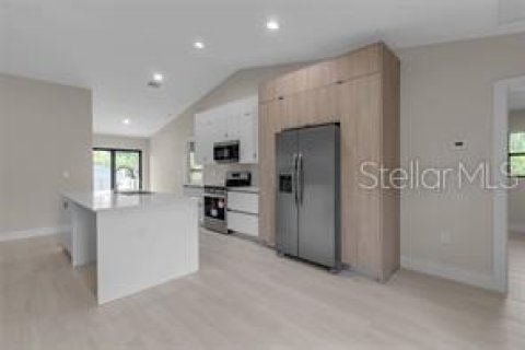 Villa ou maison à vendre à Punta Gorda, Floride: 4 chambres, 142.33 m2 № 2429426 - photo 7
