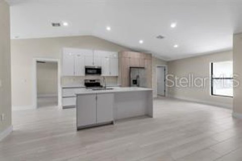 Villa ou maison à vendre à Punta Gorda, Floride: 4 chambres, 142.33 m2 № 2429426 - photo 10