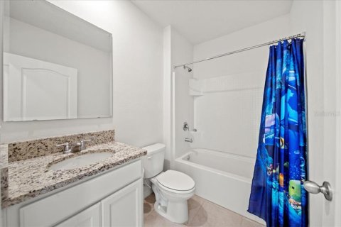 House in Lakeland, Florida 5 bedrooms, 250.46 sq.m. № 2230309 - photo 30