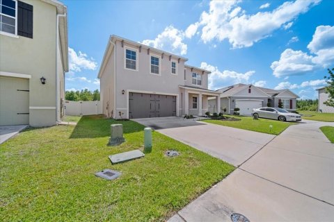 House in Lakeland, Florida 5 bedrooms, 250.46 sq.m. № 2230309 - photo 5
