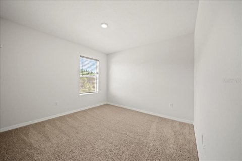 House in Lakeland, Florida 5 bedrooms, 250.46 sq.m. № 2230309 - photo 24