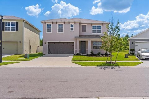 House in Lakeland, Florida 5 bedrooms, 250.46 sq.m. № 2230309 - photo 4