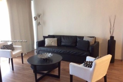 Condo in Sunny Isles Beach, Florida, 1 bedroom  № 1861199 - photo 6