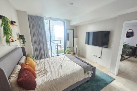 Condo in Miami, Florida, 1 bedroom  № 2040660 - photo 23