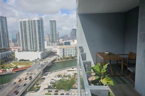 Condo in Miami, Florida, 1 bedroom  № 2040660 - photo 24