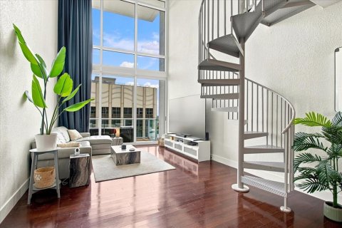 Copropriété à vendre à Orlando, Floride: 1 chambre, 91.97 m2 № 2372962 - photo 2