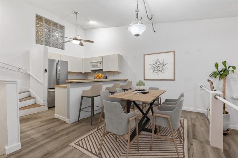 Condo in Pinellas Park, Florida, 2 bedrooms  № 1904010 - photo 5