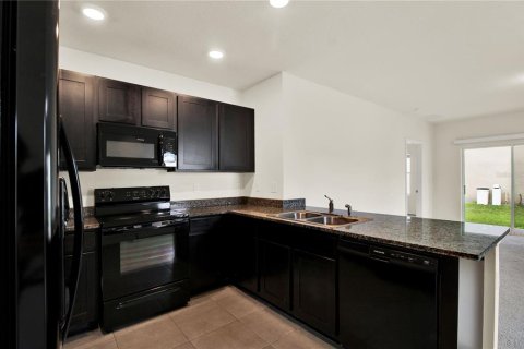 Casa en venta en Valrico, Florida, 3 dormitorios, 139.73 m2 № 1657007 - foto 8
