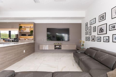 Casa en venta en Weston, Florida, 6 dormitorios, 585.47 m2 № 2087236 - foto 12