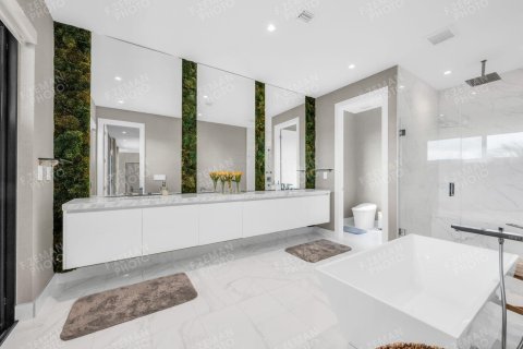 Casa en venta en Weston, Florida, 6 dormitorios, 585.47 m2 № 2087236 - foto 27