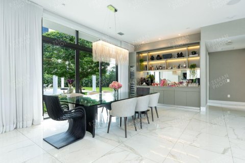 Casa en venta en Weston, Florida, 6 dormitorios, 585.47 m2 № 2087236 - foto 4