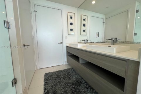 Copropriété à louer à Miami, Floride: 2 chambres, 106.19 m2 № 2041767 - photo 16