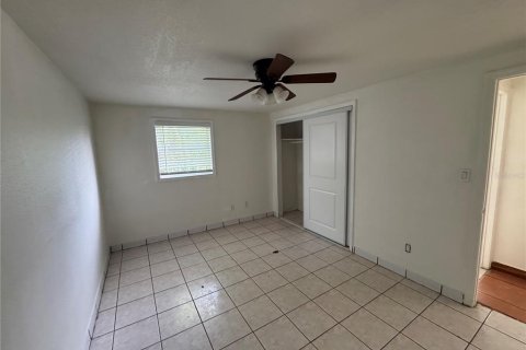 Villa ou maison à louer à Kissimmee, Floride: 4 chambres, 120.96 m2 № 1903231 - photo 13