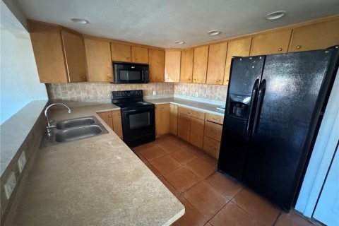 Villa ou maison à louer à Kissimmee, Floride: 4 chambres, 120.96 m2 № 1903231 - photo 24
