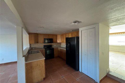 Villa ou maison à louer à Kissimmee, Floride: 4 chambres, 120.96 m2 № 1903231 - photo 22