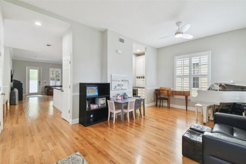 Casa en venta en Tampa, Florida, 3 dormitorios, 214.14 m2 № 1791317 - foto 6