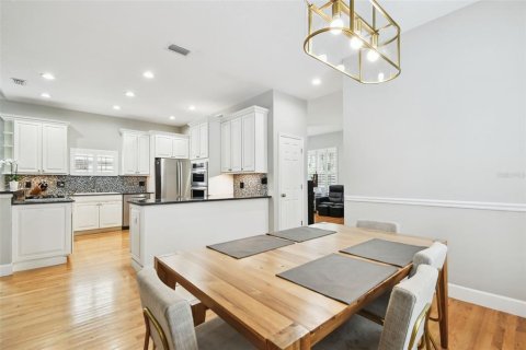 Casa en venta en Tampa, Florida, 3 dormitorios, 214.14 m2 № 1791317 - foto 12
