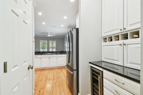 Casa en venta en Tampa, Florida, 3 dormitorios, 214.14 m2 № 1791317 - foto 10