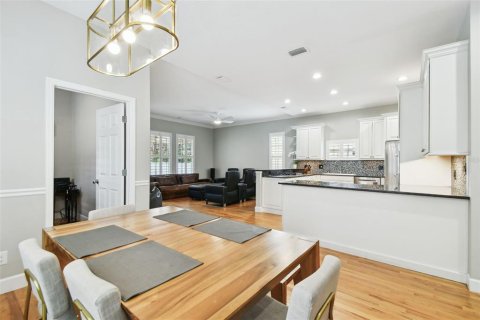 Casa en venta en Tampa, Florida, 3 dormitorios, 214.14 m2 № 1791317 - foto 13