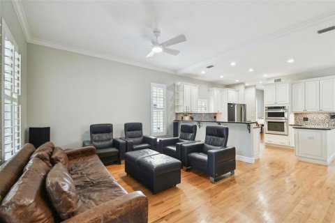 Casa en venta en Tampa, Florida, 3 dormitorios, 214.14 m2 № 1791317 - foto 17