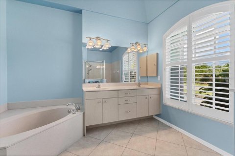 House in Port Charlotte, Florida 3 bedrooms, 229.84 sq.m. № 1894329 - photo 25