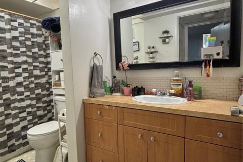 Снять в аренду кондоминиум в Майами, Флорида 2 спальни, 70.61м2, № 1967292 - фото 14