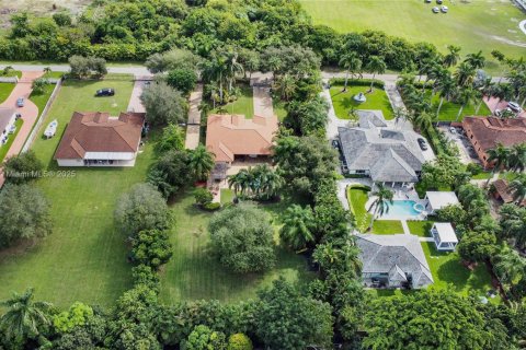 Villa ou maison à vendre à Homestead, Floride: 4 chambres, 259.2 m2 № 1950774 - photo 6