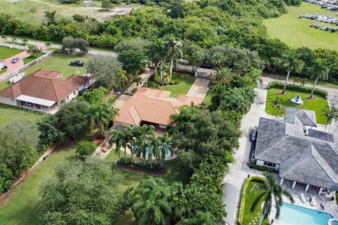 Villa ou maison à vendre à Homestead, Floride: 4 chambres, 259.2 m2 № 1950774 - photo 7