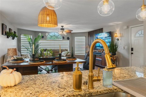 Copropriété à louer à Kissimmee, Floride: 3 chambres, 113.34 m2 № 2399362 - photo 16