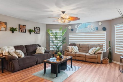 Copropriété à louer à Kissimmee, Floride: 3 chambres, 113.34 m2 № 2399362 - photo 6