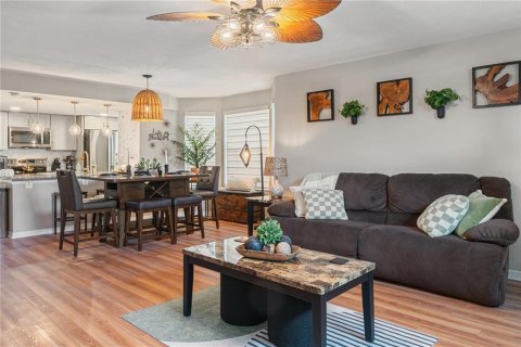 Copropriété à louer à Kissimmee, Floride: 3 chambres, 113.34 m2 № 2399362 - photo 4