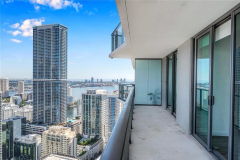 Купить кондоминиум в Майами, Флорида 2 спальни, 80.64м2, № 2090042 - фото 8