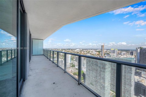Купить кондоминиум в Майами, Флорида 2 спальни, 80.64м2, № 2090042 - фото 12