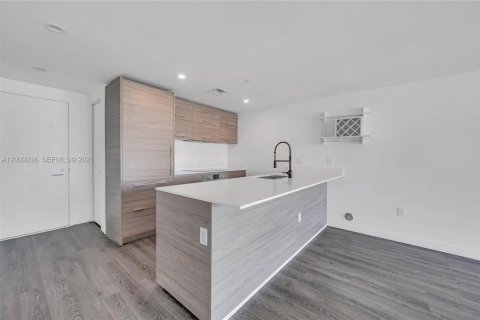 Купить кондоминиум в Майами, Флорида 2 спальни, 80.64м2, № 2090042 - фото 4