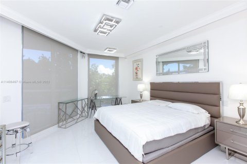 Copropriété à vendre à Aventura, Floride: 2 chambres, 122.26 m2 № 2263641 - photo 22