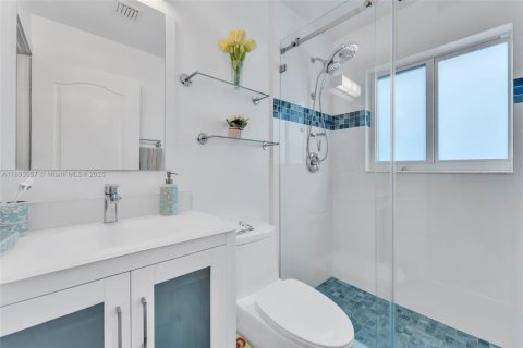 Casa en venta en Homestead, Florida, 3 dormitorios, 176.24 m2 № 1946718 - foto 22