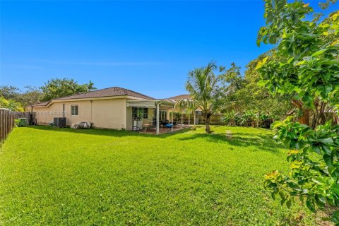 Casa en venta en Homestead, Florida, 3 dormitorios, 176.24 m2 № 1946718 - foto 26