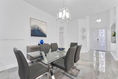 Casa en venta en Homestead, Florida, 3 dormitorios, 176.24 m2 № 1946718 - foto 9