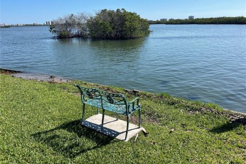 Villa ou maison à louer à Port Orange, Floride: 2 chambres, 108.51 m2 № 2206619 - photo 2