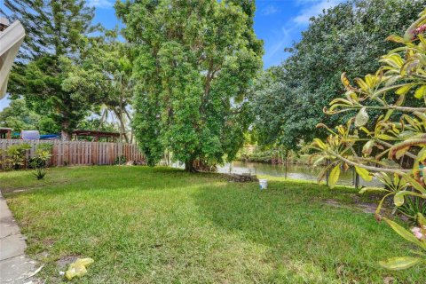 Casa en venta en Sunrise, Florida, 3 dormitorios, 119.1 m2 № 1946109 - foto 7
