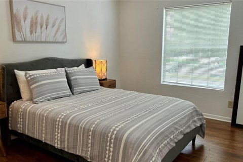 Condo in Orlando, Florida, 1 bedroom № 2217530 - photo 17